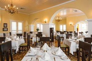 Blue Moon - Ocean El Faro Resort - All Inclusive Punta Cana